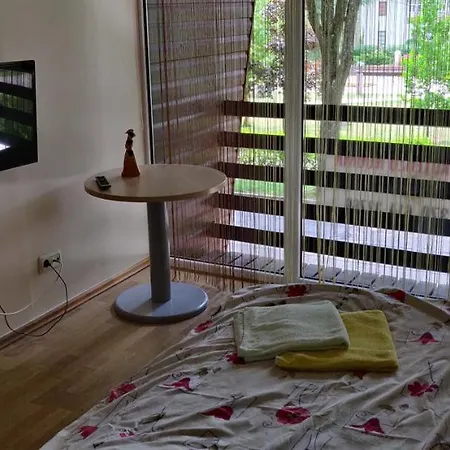 Livingpalanga Kotedzas Apartamento *