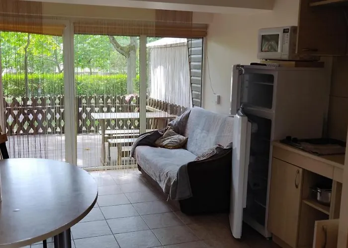 Livingpalanga Kotedzas 公寓 *